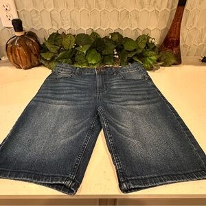 Tommy Hilfiger Denim Shorts Size 16 Dark Wash Mid-Rise Casual Style